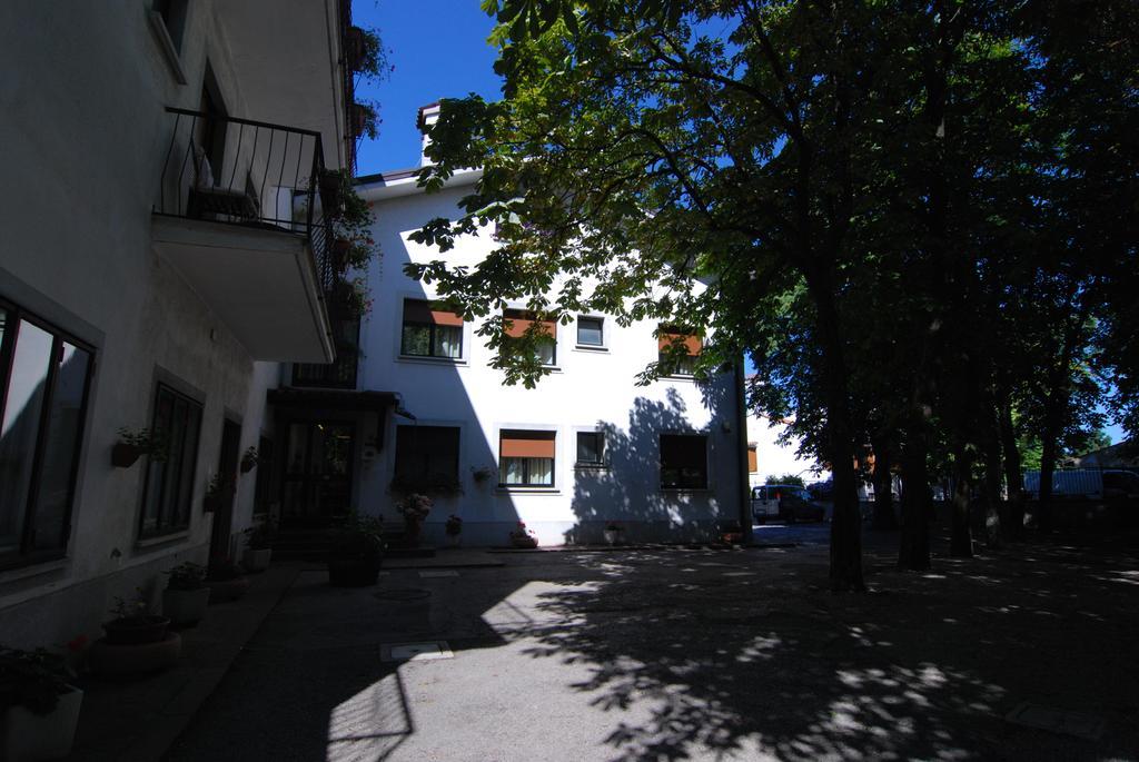 Albergo Alla Valle Di Banne Terst Exteriér fotografie