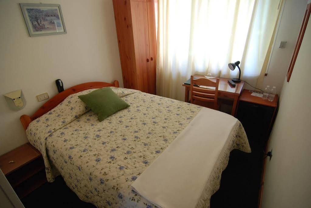Albergo Alla Valle Di Banne Terst Exteriér fotografie