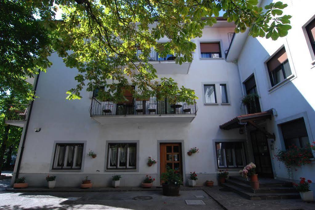 Albergo Alla Valle Di Banne Terst Exteriér fotografie
